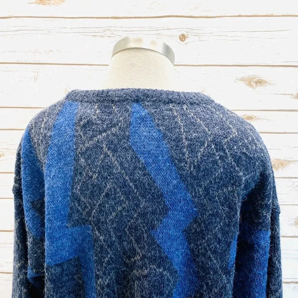 TTT Men Long Sleeve Pull Over Multicolor Crew-Neck Knit Sweater Top Size Medium - Picture 3 of 11